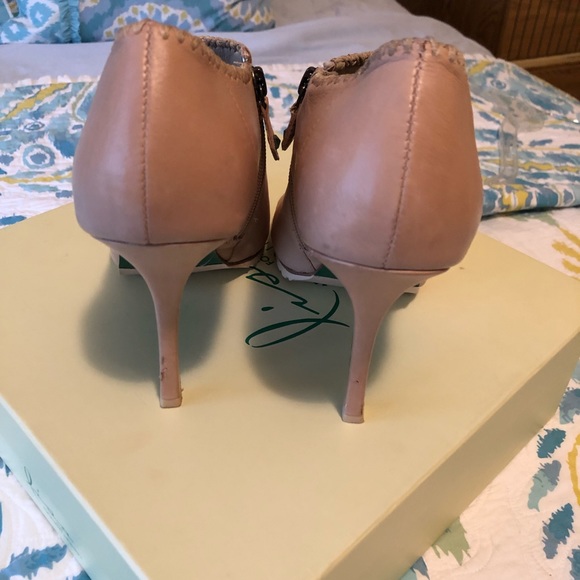 Lisa Pliner (Donald J. Pliner) Booties. - Picture 7 of 7